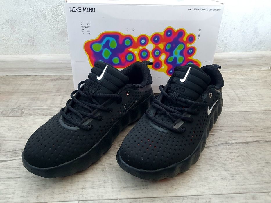 Nike mind 002 кросівки