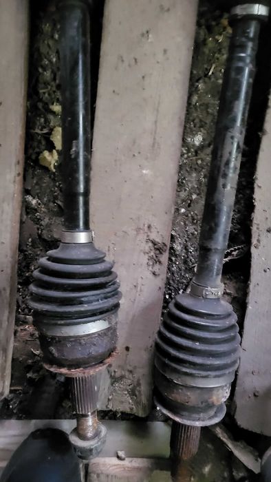 Póloś ,przeguby mazda wszystkie modele.