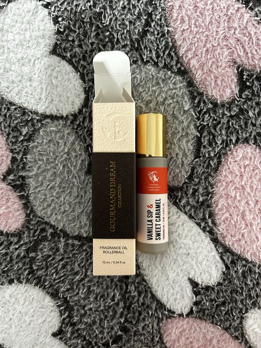 нові нішеві масляні парфуми vanilla sip & sweet caramel by fantasy community perfumes