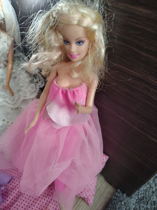 lalki Barbie i chodzący koń duży zestaw