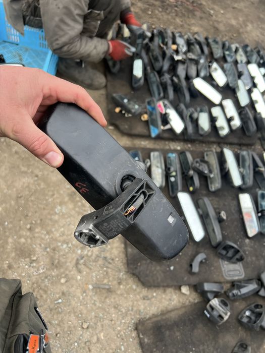 Продам зеркало бмв с автозатемнением