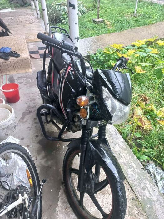 Продам мотоцикл Spark125c-2c.
