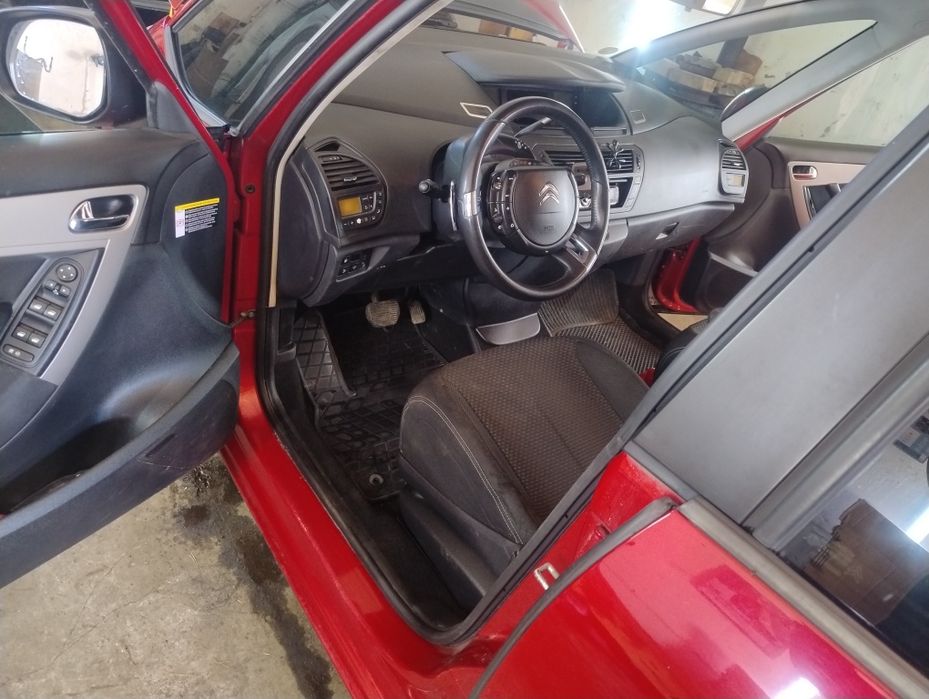 Цітроєн ц4грнт Пікассо