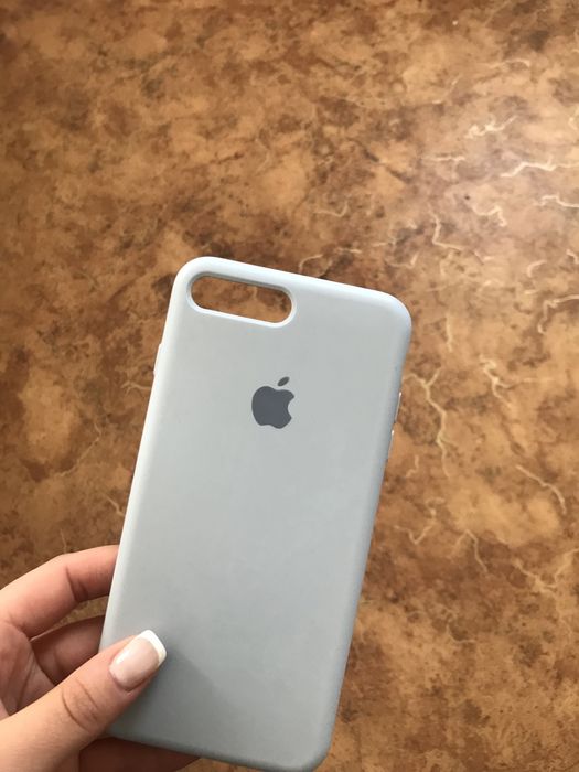 Продаю чехлы для iphone 7+