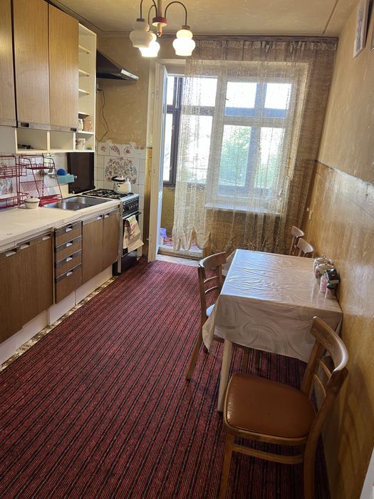 Здам двохкімнатну квартиру на довгий термін
