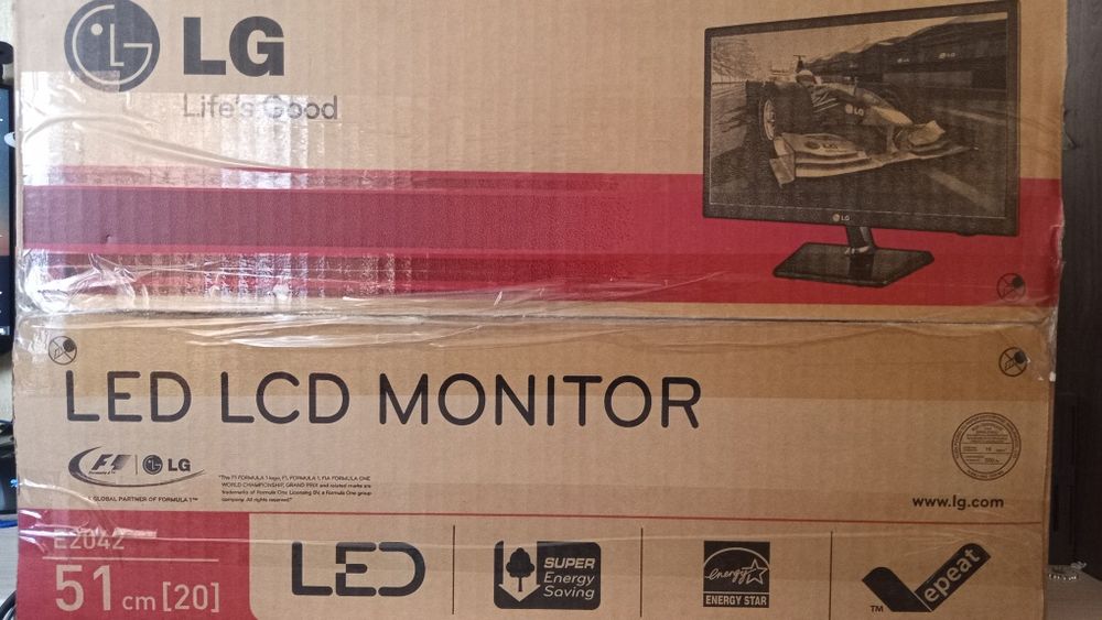 Монітор LG Flatron e2042c