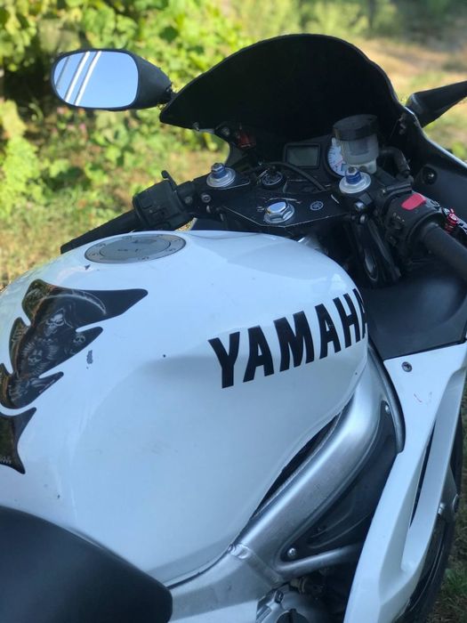 Yamaha yzf r6 пчола