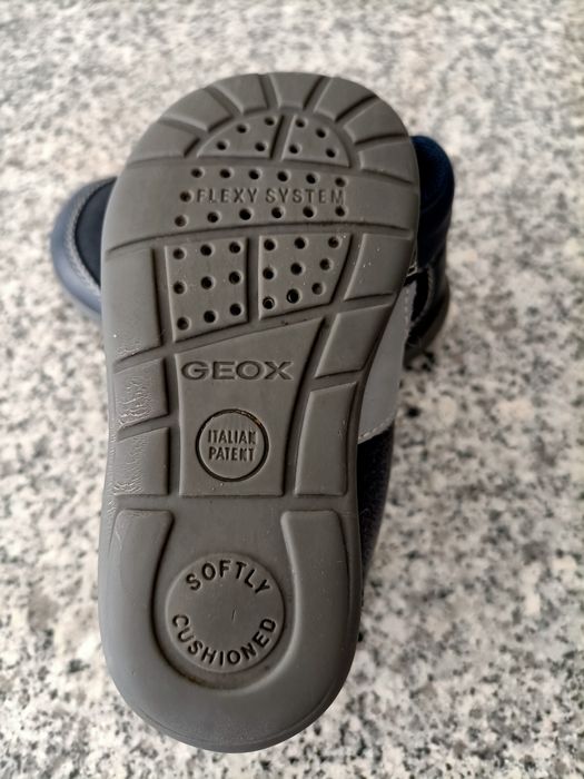 Botas Geox número 24 impecáveis