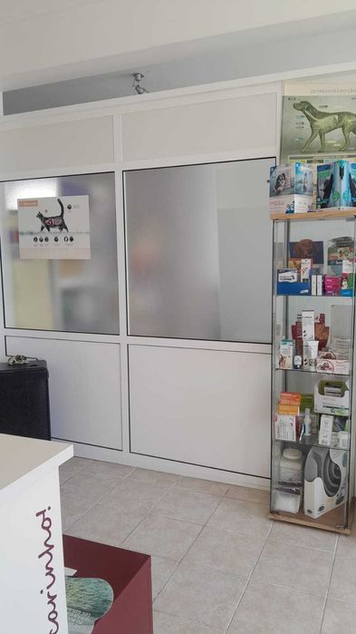 Divisórias de aluminio e vidro