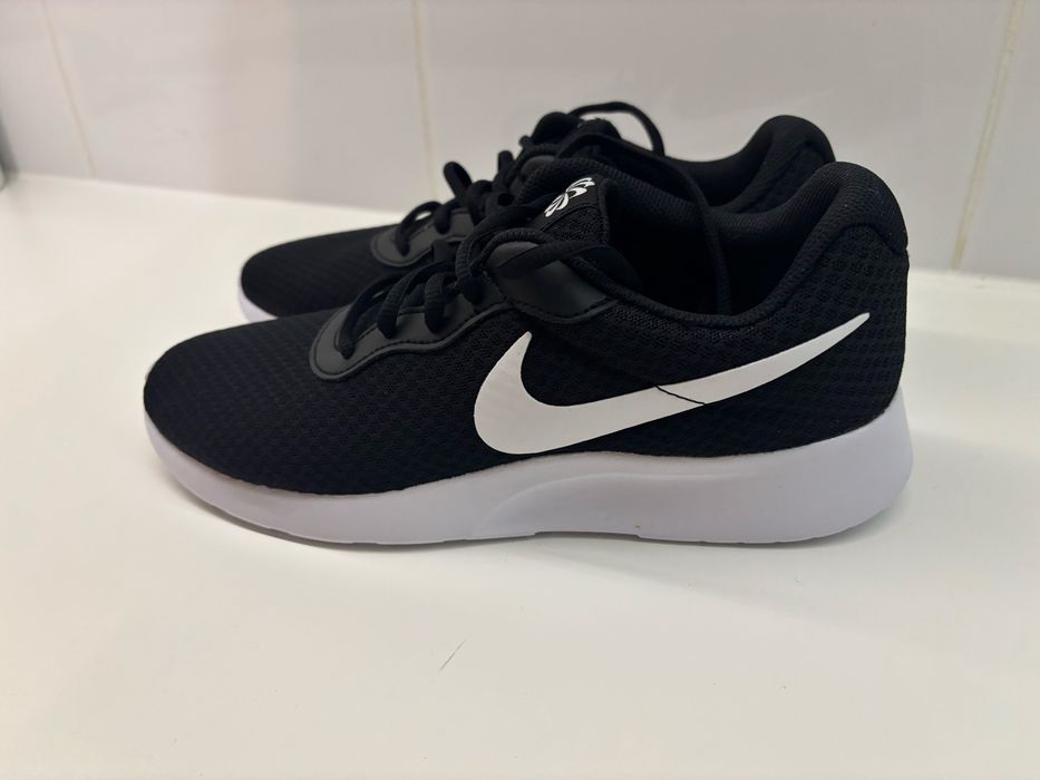 Buty Nike air 42 26,7 cm Tanjun