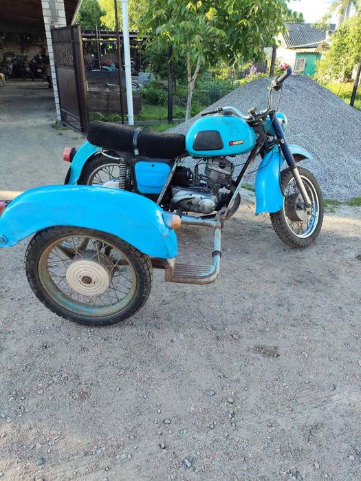 Продам мотоцикл Иж  Планета
