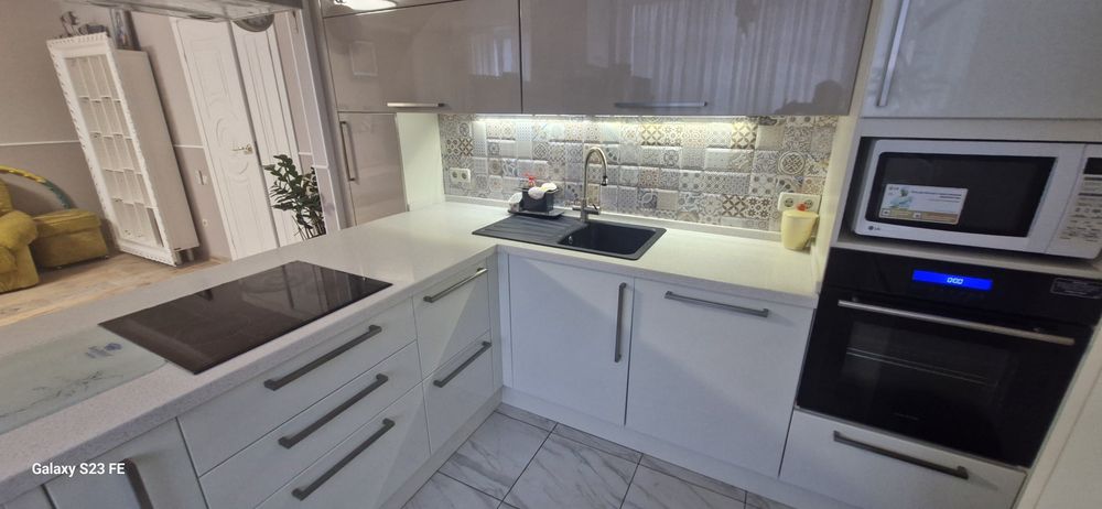 2-комнатная квартира по адресу ул. Приморская (площадь 77 м²) - Atlanta.ua - фото 5