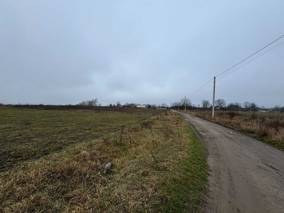 Продаж земельної ділянки під житлову забудову