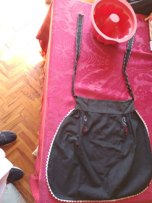 Deseja cozinhar C/Estilo?Avental Bordado antigo Viana-8E- Forma-2E Desde 2E