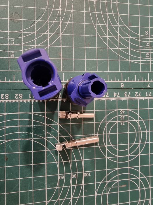 Вилка и розетка AMPHENOL® (аналогично Devalan)