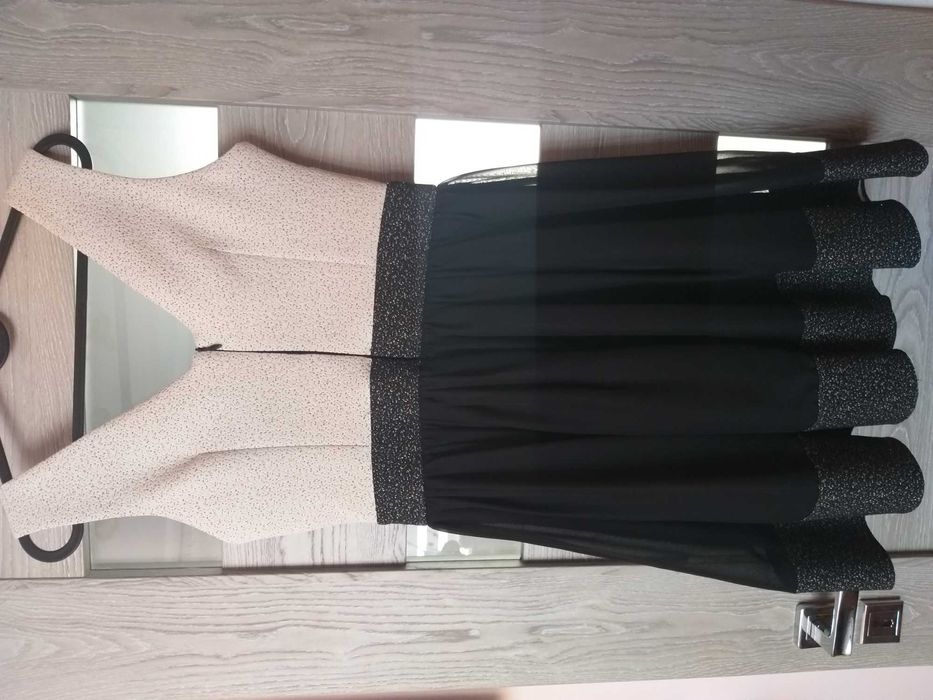 Sukienka czarno-biała