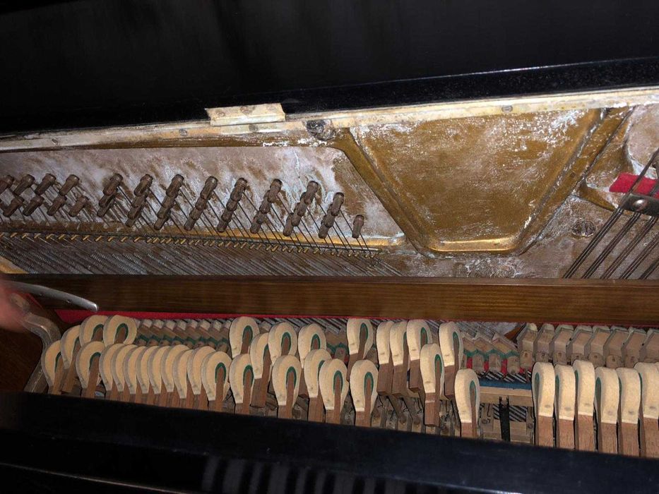 Piano vertical g. richter & co