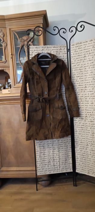 Skórzany płaszcz Reserved 36 brązowy, skóra zamszowa.