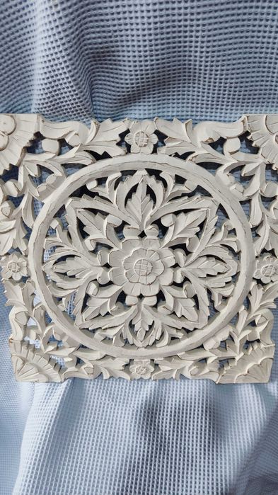 Mandalas em madeira. Novas.