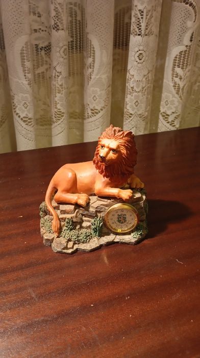 Relógio do Sporting com Leão