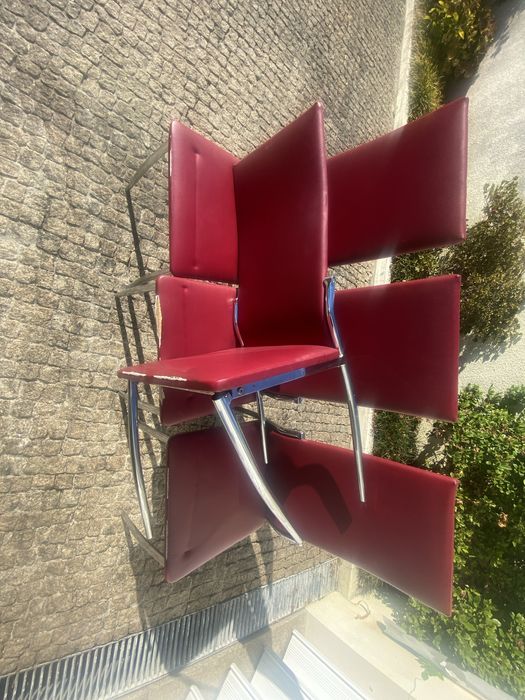 40 Chairs (Not Selling Individually, Want to Dispatch All)64550691978115122
