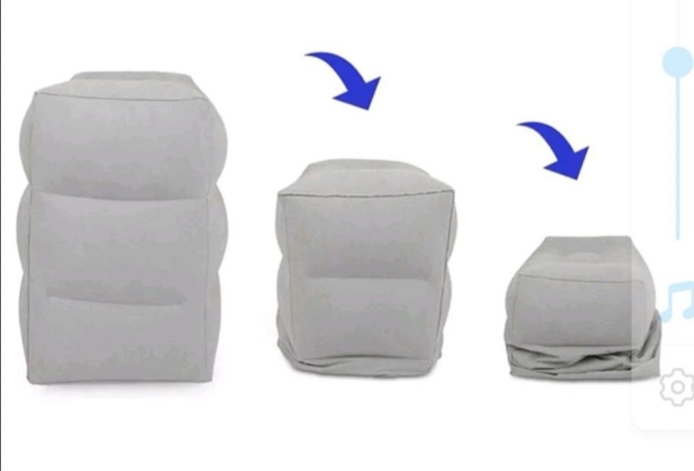 Надувна подушка під ноги в дорогу