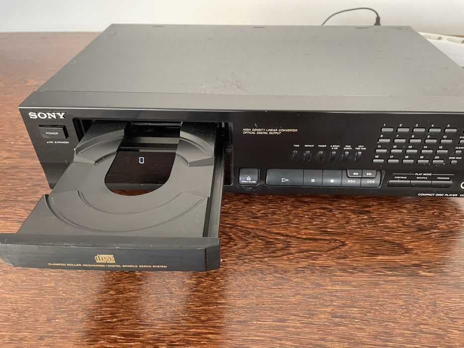 Leitor de CD’s Sony CDP-415