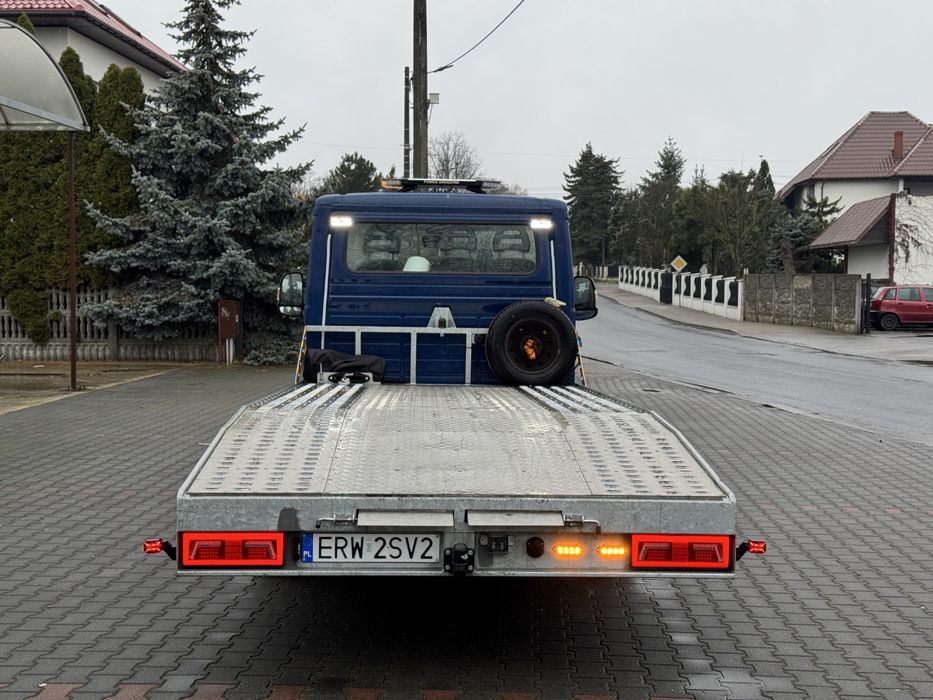 Pomoc Drogowa Autolaweta Holowanie laweta 24/7 do 3500kg