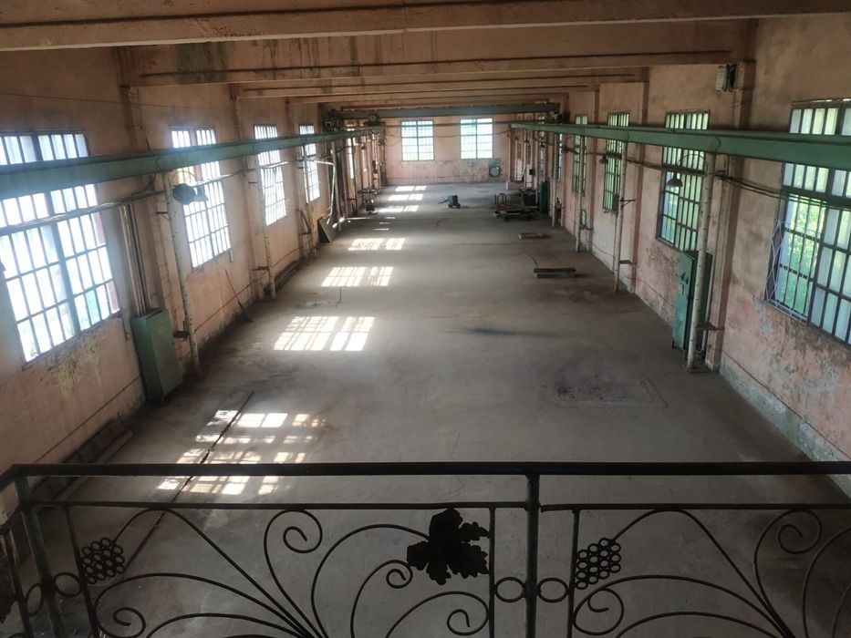 Релокація бізнесу. Оренда виробничих приміщень, колії