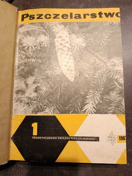 Pszczelarstwo magazyn kompletne roczniki 1967 i 1968 oprawione