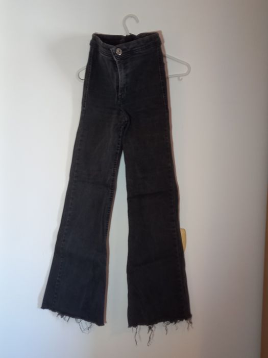 Calças estilo flare