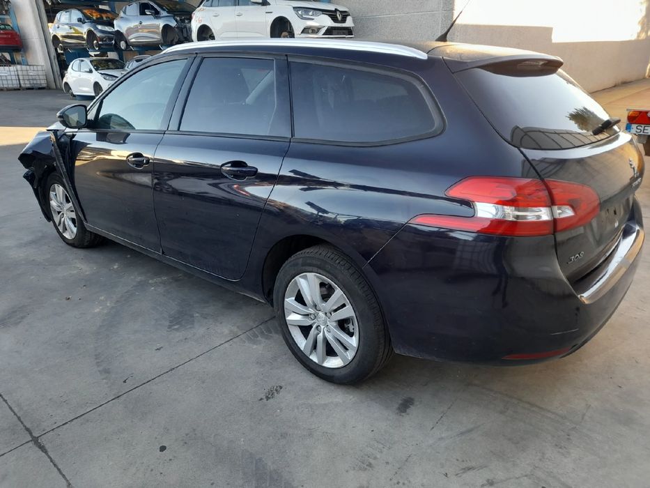 Para peças PEUGEOT 308 SW II