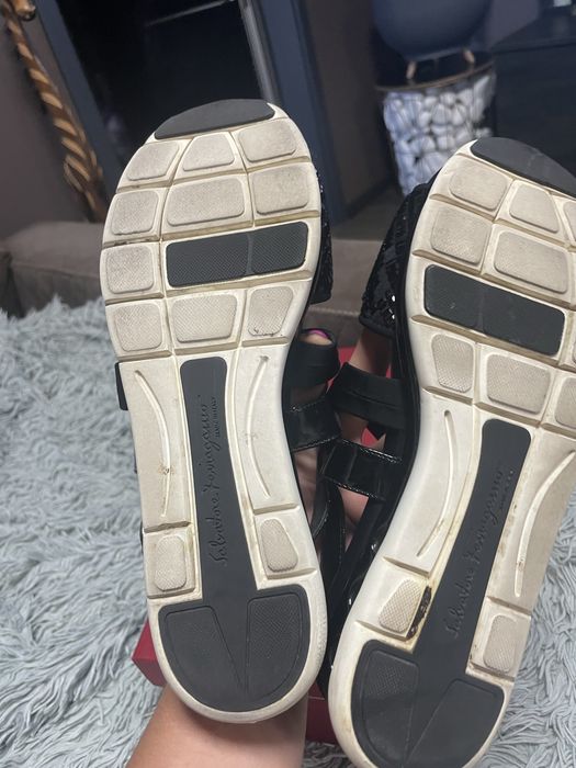 Сандалі Salvatore Ferragamo