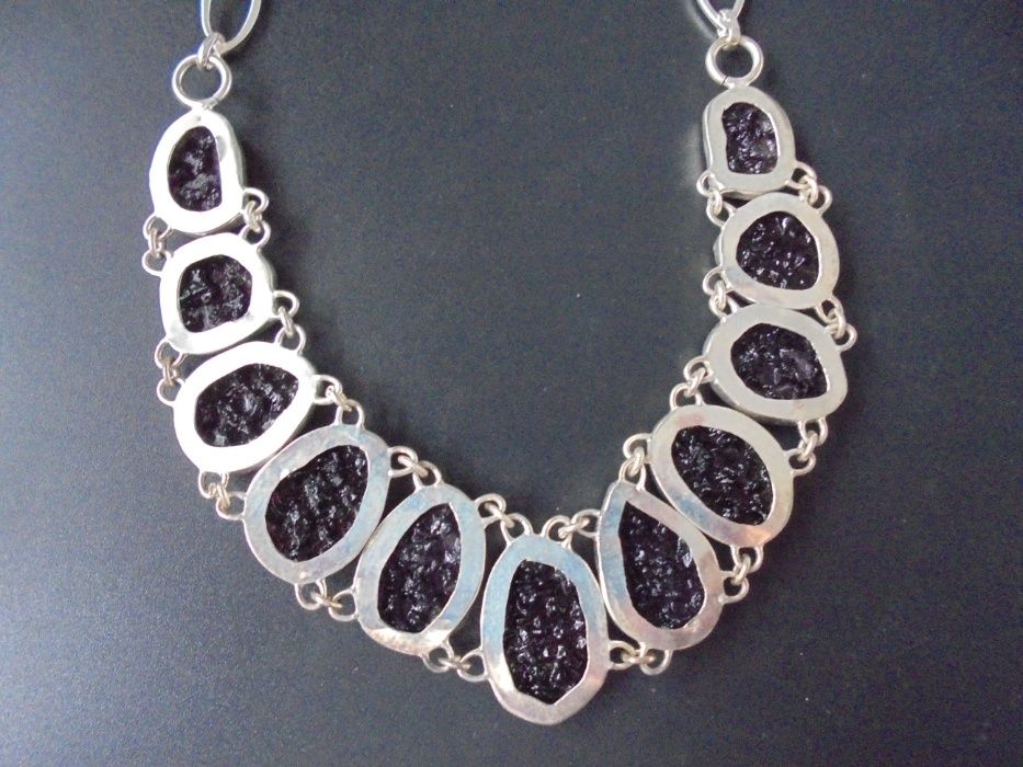 Colar em prata e resina