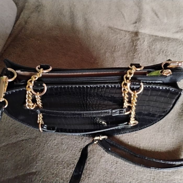 Czarna torebka damska