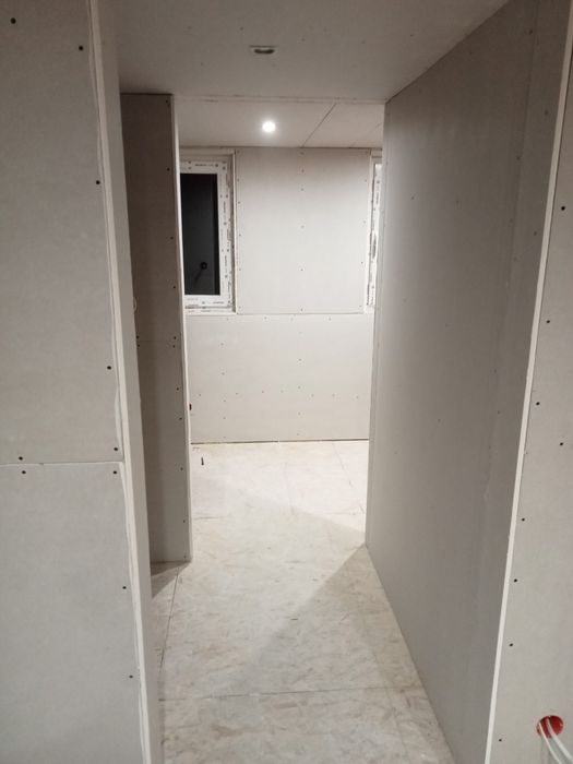 Sprzedam działkę z nowym całorocznym domkiem