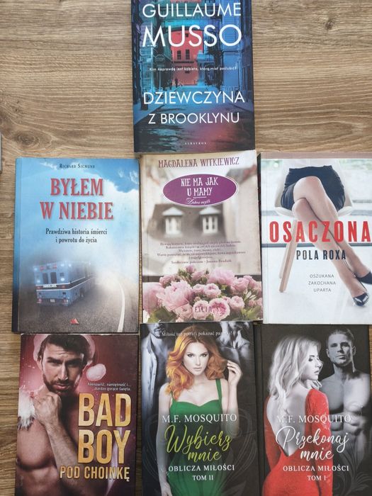 Książki  cena za komplet 7 szt