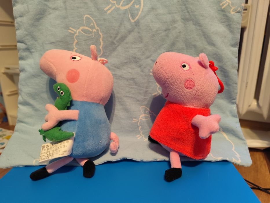Maskotki Peppa i George