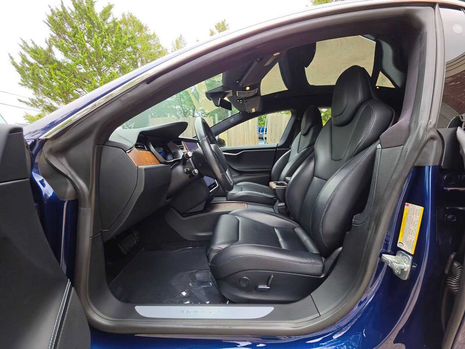 Tesla Model S 100D      2018