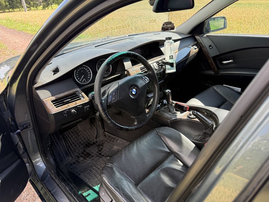 BMW E60 3.0 530i M54B30