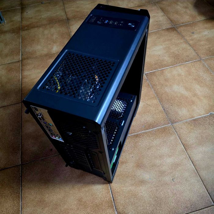 PC GAMING(Micro-Star) + MONITOR(Huawei)