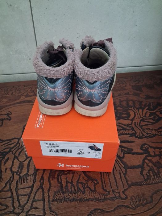 Botins biomecanics azul marinho tamanho 28