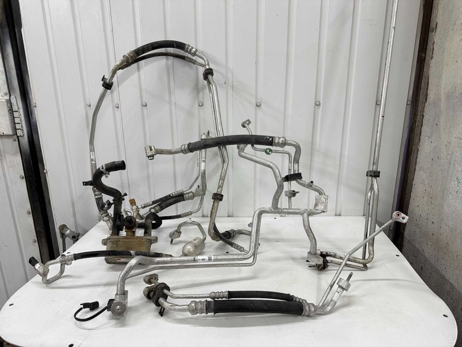 Трубки кондиціонера Tesla Model X 2017 трубки кондиціонування Тесла X