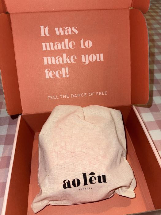 Biquini laranja Ao Leu