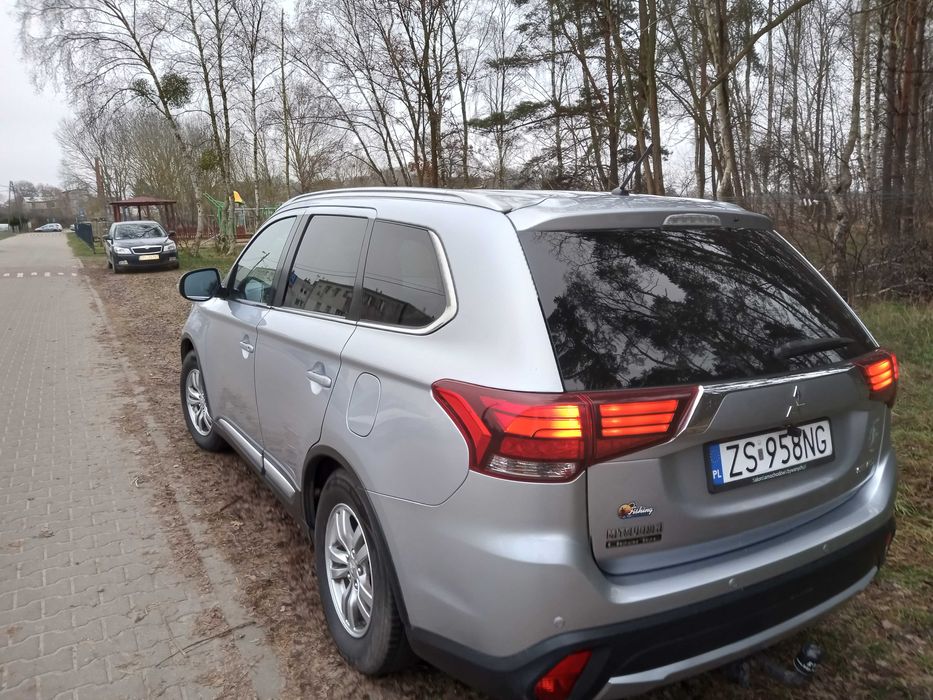 Mitsubishi Outlander III