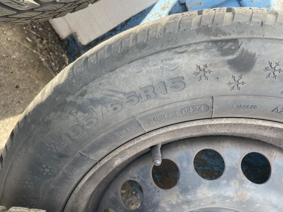 Зимовий комплет 5х112 195/65 R15