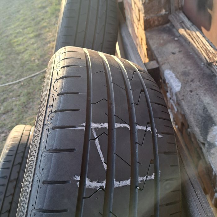 Felgi Peugeot 5x108 215/55R17 z oponami letnimi hankook