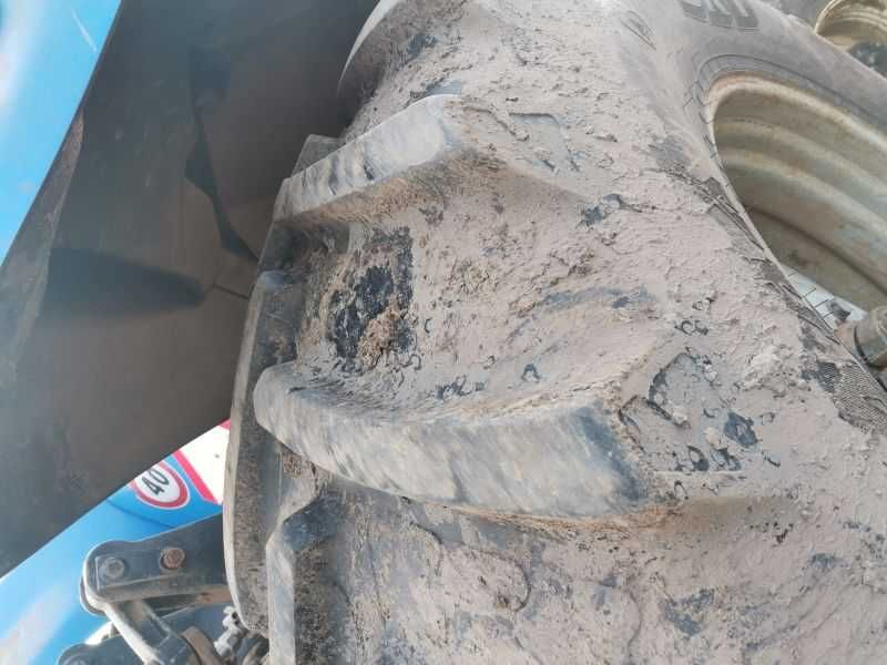 NEW HOLLAND T8040, 2009 r, 8,3 L, Cummins, NOWE opony, miękka oś