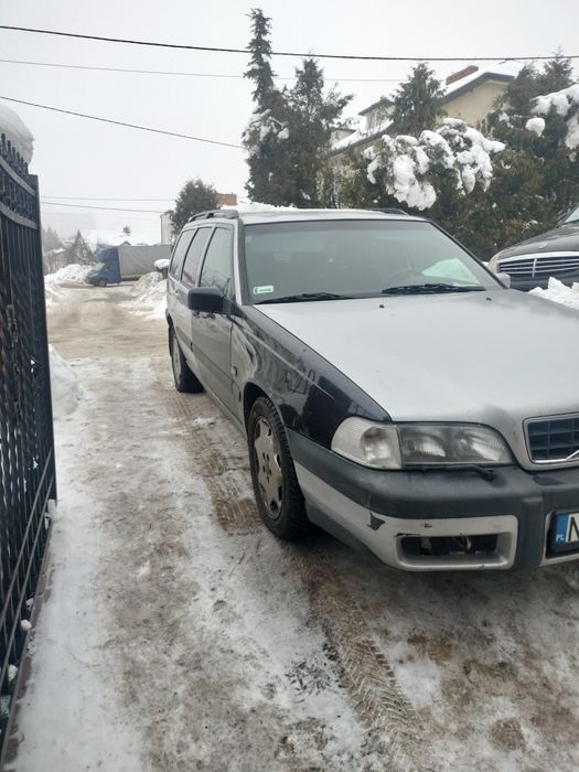 Volvo xc70 1999 .2.4T .193km.Uszkodzony