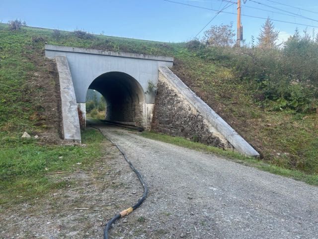 Piaskowanie cegły, sodowanie, czyszczenie cegły, kamienia.